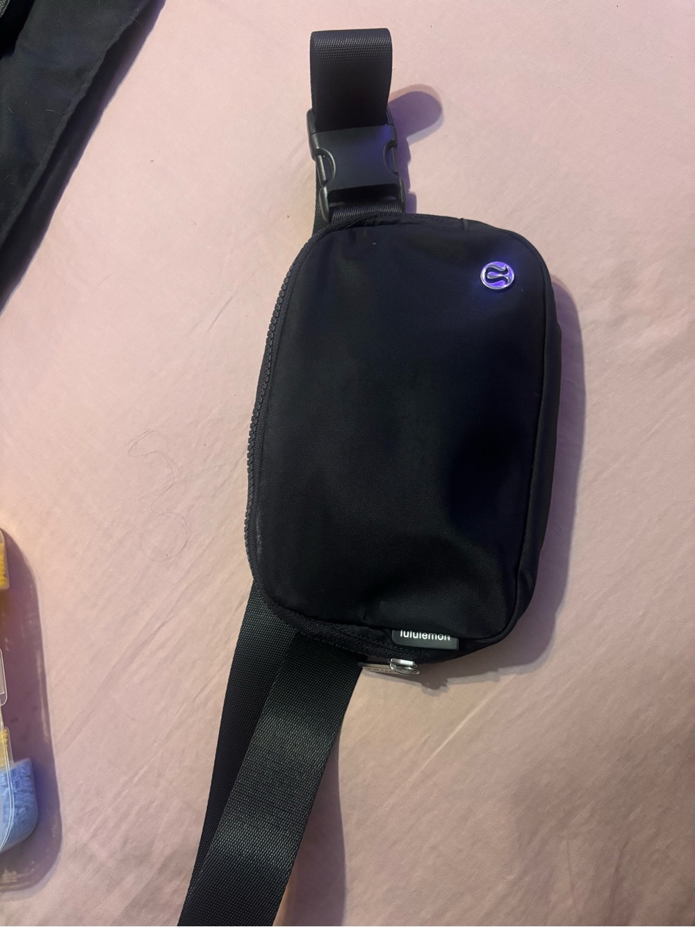 lululemon athletica Black Men’s Sling Belt Bag